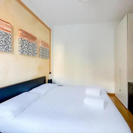 Apartament Al By Design